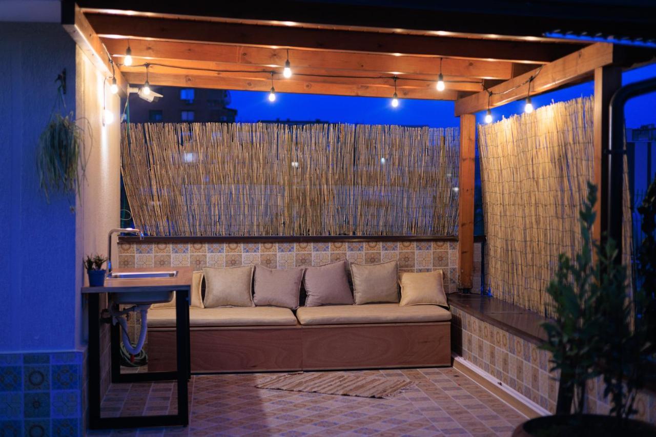 One-Bedroom Rooftop Skyline Central Hidden Gem In Tirana Exterior photo